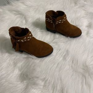 Toddler girl ankle brown suede boots